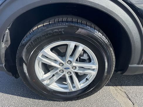 Used 2023 Ford Explorer XLT w/ Equipment Group 202A image 14