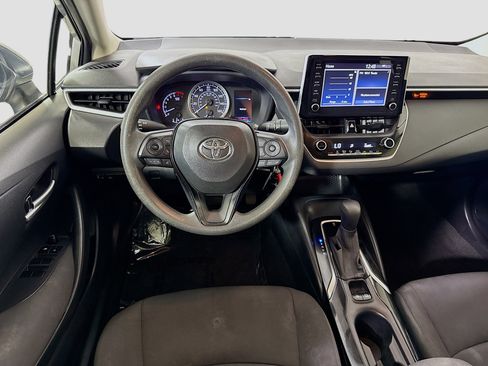 Used 2020 Toyota Corolla LE image 17