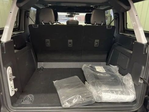 Used 2025 Ford Bronco Outer Banks AWD/4WD image 13