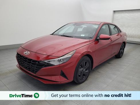 Used 2023 Hyundai Elantra SEL image 1