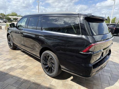 New 2026 Lincoln Navigator L Black Label image 4