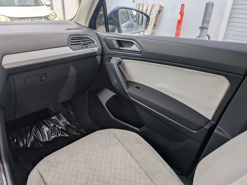 Used 2018 Volkswagen Tiguan S FWD image 18