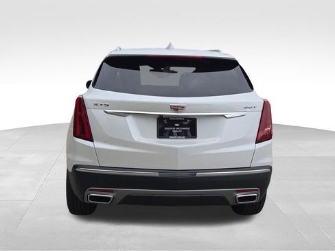 New 2025 Cadillac XT5 Premium Luxury FWD image 12