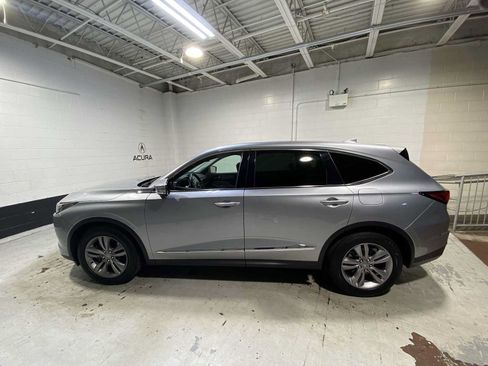 Used 2024 Acura MDX SH-AWD image 3