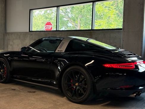Used 2016 Porsche 911 Targa 4S AWD/4WD image 3