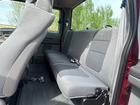 Used 2004 Ford F250 4x4 SuperCab Super Duty image 17