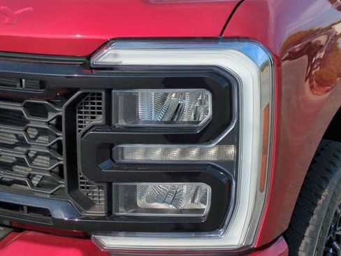 New 2026 Ford F250 XLT w/ XLT Premium Package AWD/4WD image 9