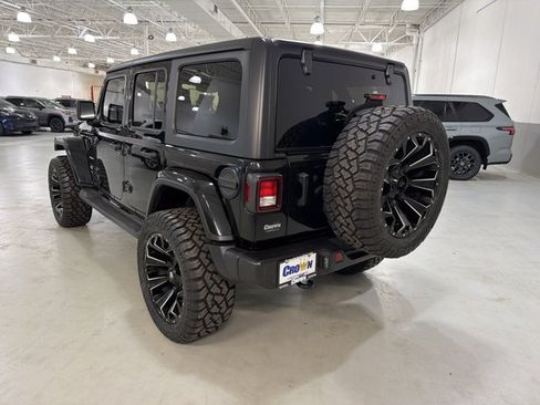 Used 2021 Jeep Wrangler Unlimited Sahara w/ Uconnect 4C Nav & Sound Group AWD/4WD image 6