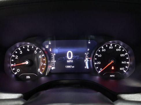 Used 2023 Jeep Compass Latitude image 41