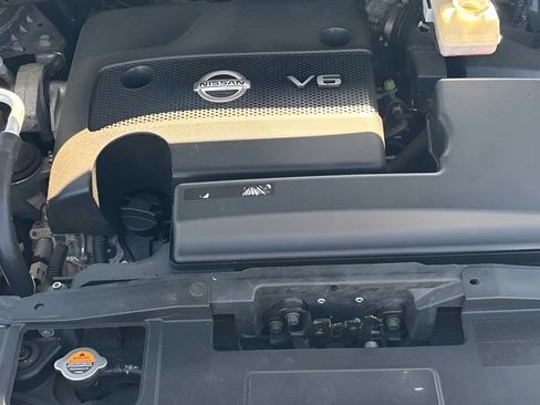 Used 2017 Nissan Murano Platinum w/ Platinum Technology Package FWD image 9