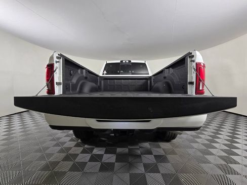 New 2026 RAM 2500 Laramie AWD/4WD image 15