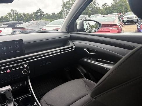 Used 2025 Hyundai Tucson SEL FWD image 36