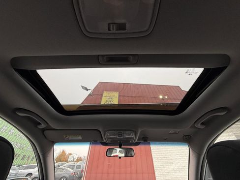 Used 2009 Hyundai Elantra SE w/ Premium Pkg 4 image 21