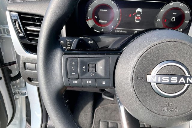 Certified 2024 Nissan Rogue SL w/ SL Premium Package FWD image 16