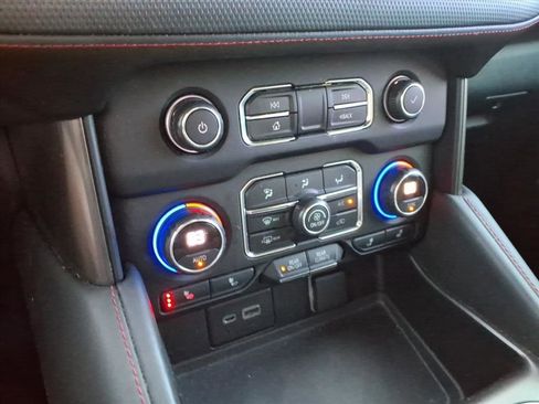 Used 2021 Chevrolet Tahoe RST image 16