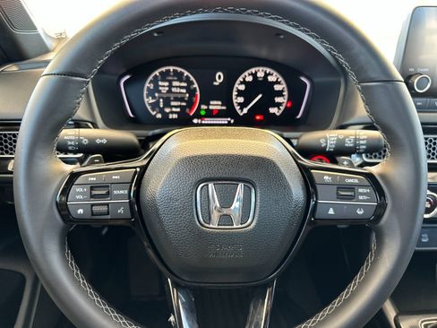 Used 2025 Honda Civic Sport image 22