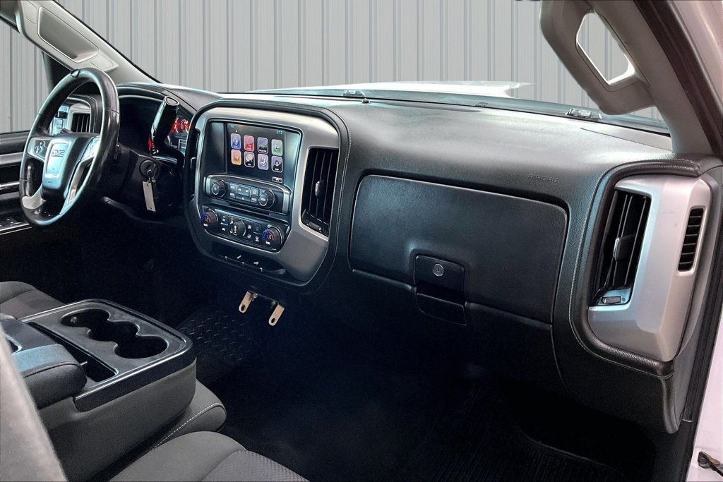 Used 2017 GMC Sierra 2500 SLE w/ HD SLE Preferred Plus Package AWD/4WD image 24