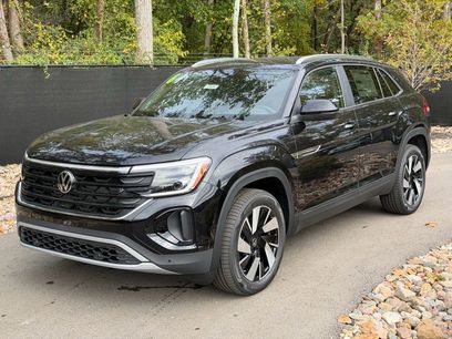 New 2026 Volkswagen Atlas Cross Sport SE