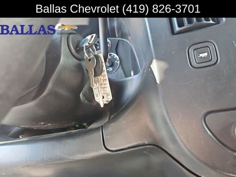 Used 2018 Chevrolet Express 2500 w/ Driver Convenience Package RWD image 16