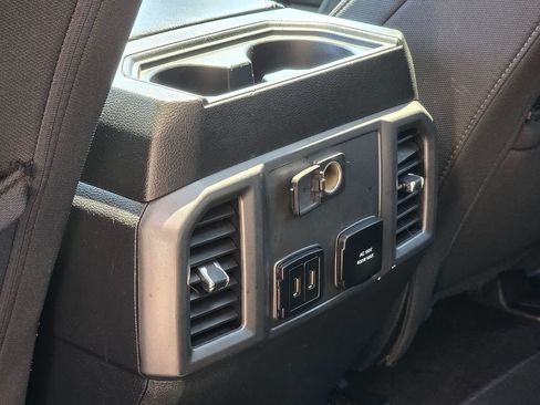 Used 2020 Ford F150 XLT w/ Equipment Group 302A Luxury AWD/4WD image 27