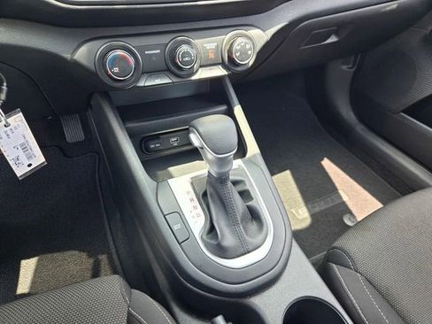Used 2023 Kia Forte LXS FWD image 17