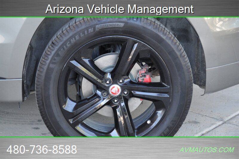 Used 2020 Jaguar F-PACE S AWD/4WD image 16