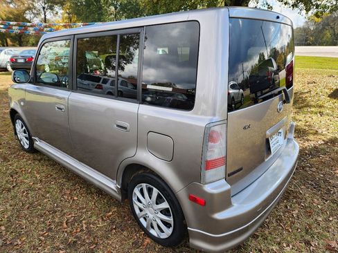Used 2006 Scion xB image 3
