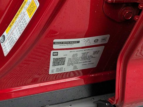 New 2026 Chevrolet Traverse LT image 32