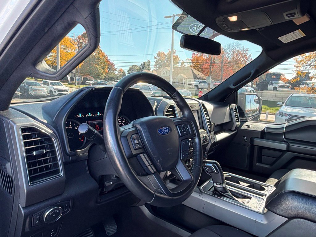 Used 2018 Ford F150 XLT w/ Equipment Group 302A Luxury AWD/4WD image 9