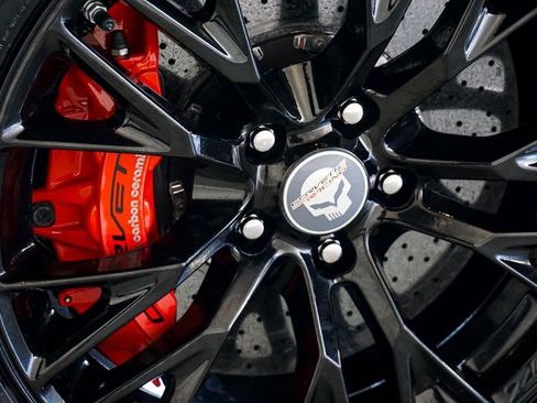 Used 2019 Chevrolet Corvette Z06 w/ Z07 Performance Package RWD image 51