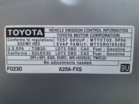 Used 2021 Toyota Sienna Platinum FWD image 22