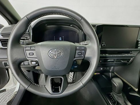 Certified 2025 Toyota Camry SE w/ Convenience Package FWD image 11