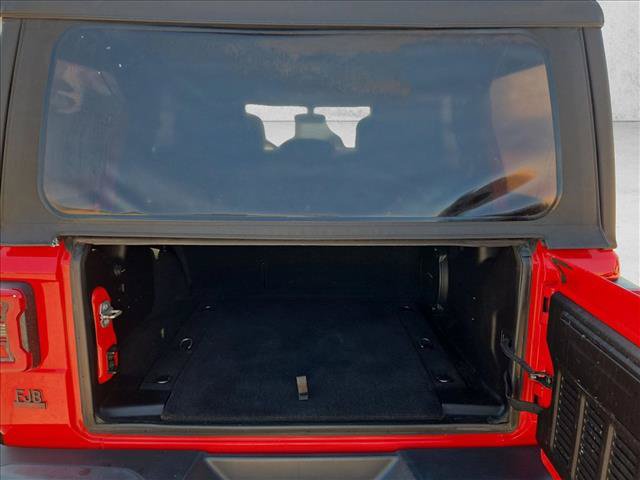 Used 2020 Jeep Wrangler Unlimited Rubicon AWD/4WD image 6