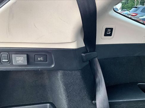 Used 2023 Acura MDX SH-AWD w/ Advance Package image 33