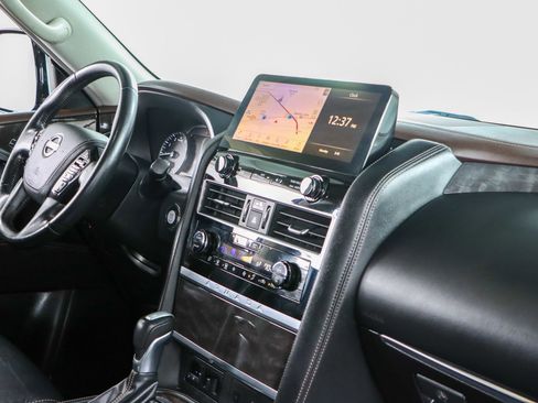 Used 2023 Nissan Armada Platinum w/ Captain's Chairs Package image 30