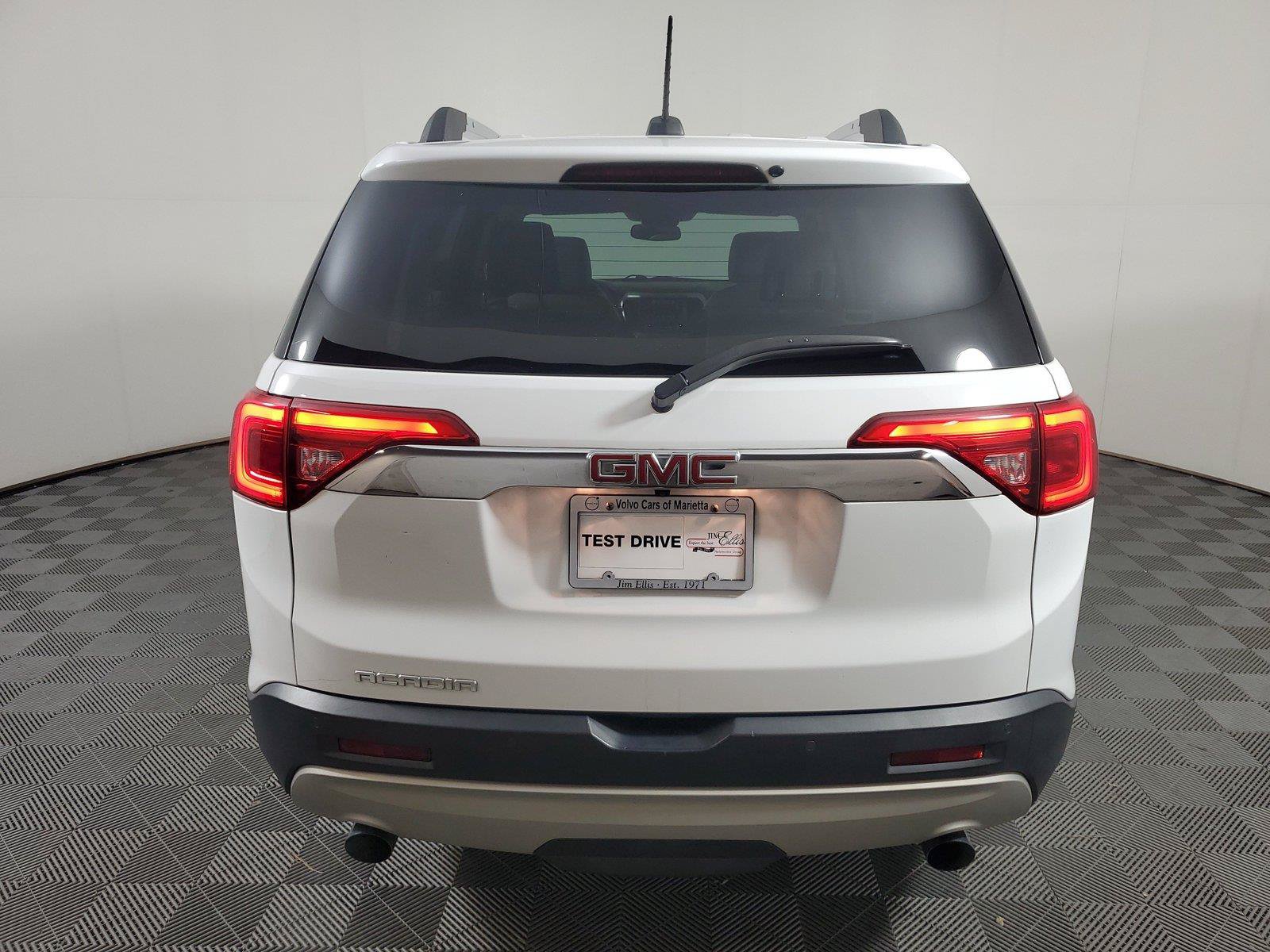 Used 2017 GMC Acadia SLT FWD image 5