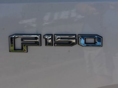 Used 2016 Ford F150 Lariat w/ Equipment Group 501A Mid AWD/4WD image 7
