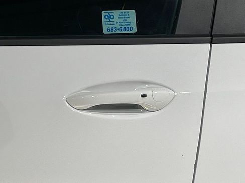 Used 2024 Chevrolet Trax ACTIV image 16