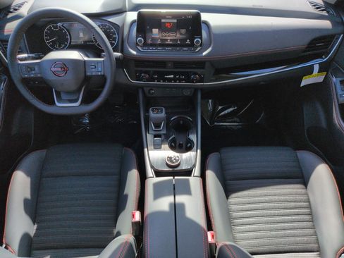 New 2026 Nissan Rogue SV image 10