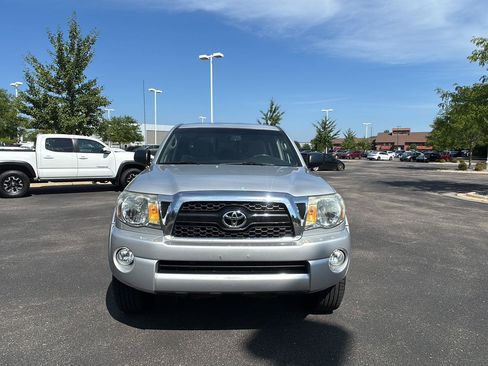 Used 2011 Toyota Tacoma 4x4 Double Cab w/ SR5 Pkg #2 image 8