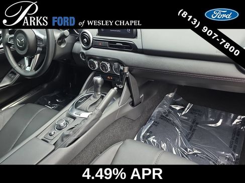 Used 2022 MAZDA MX-5 Miata Grand Touring RWD image 9