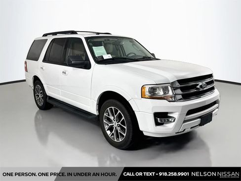 Used 2016 Ford Expedition XLT w/ Equipment Group 201A RWD image 3