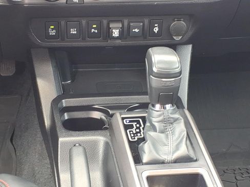 Used 2021 Toyota Tacoma TRD Pro AWD/4WD image 15