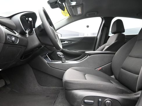 Used 2024 Chevrolet Malibu LT image 22