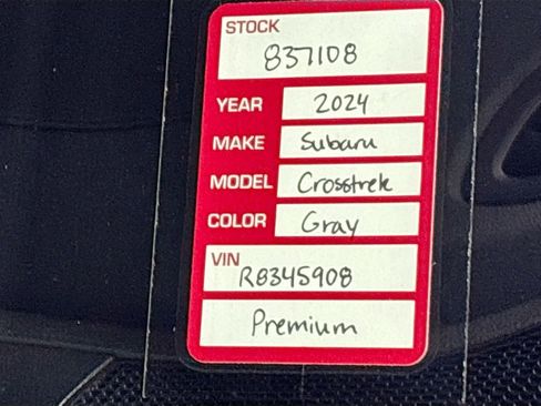 Used 2024 Subaru Crosstrek 2.0i Premium image 25