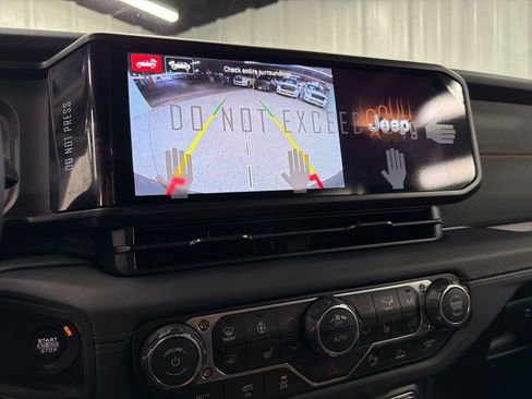 New 2026 Jeep Wrangler Unlimited Rubicon 392 image 21