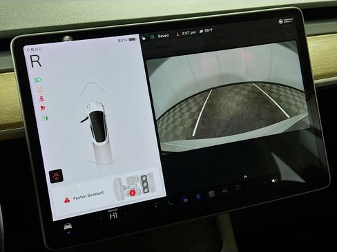 Used 2021 Tesla Model 3 Standard Range Plus image 3