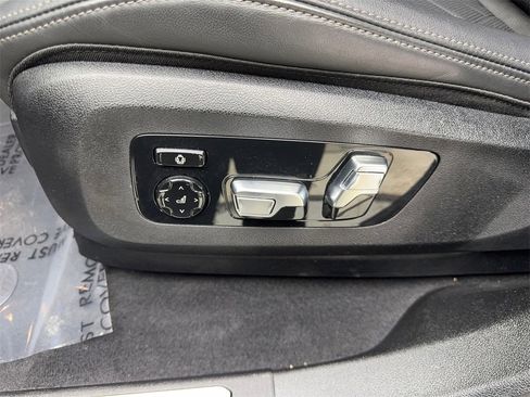 Used 2025 BMW X6 xDrive40i image 31