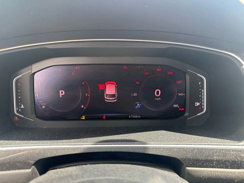 Used 2019 Volkswagen Tiguan SEL image 9