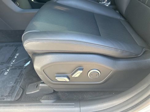 Certified 2026 Hyundai Santa Fe SEL FWD image 17